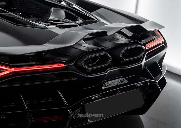 Lamborghini Revuelto
