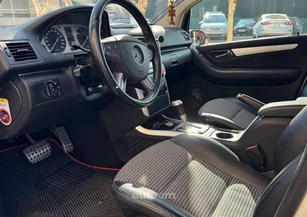 Mercedes-Benz B-Class
