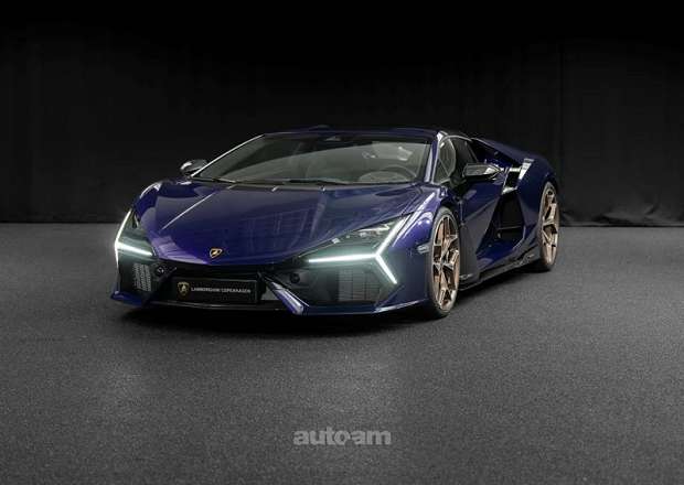 Lamborghini Revuelto