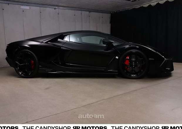 Lamborghini Revuelto