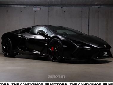 Lamborghini Revuelto  2025 