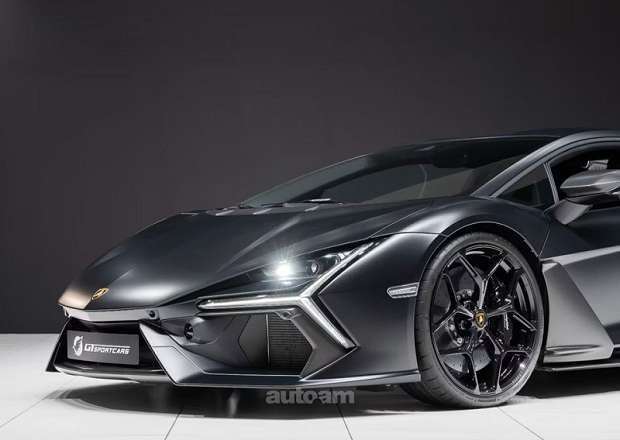 Lamborghini Revuelto