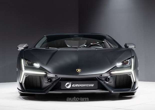Lamborghini Revuelto