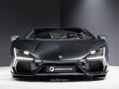Lamborghini Revuelto  2025 