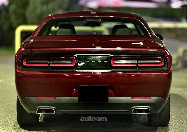 Dodge Challenger