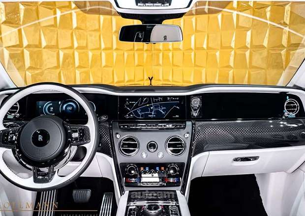 Rolls Royce Cullinan
