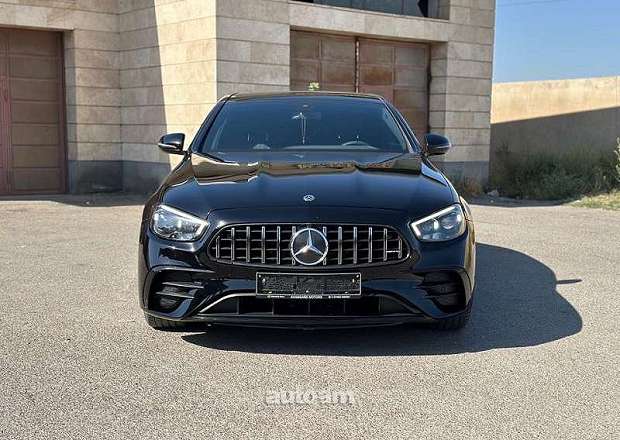 Mercedes-Benz E 300