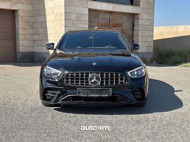 Mercedes-Benz E 300  2019 