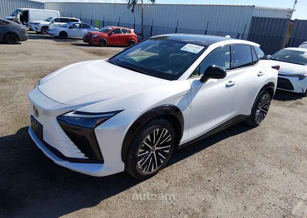 Lexus RZ 300