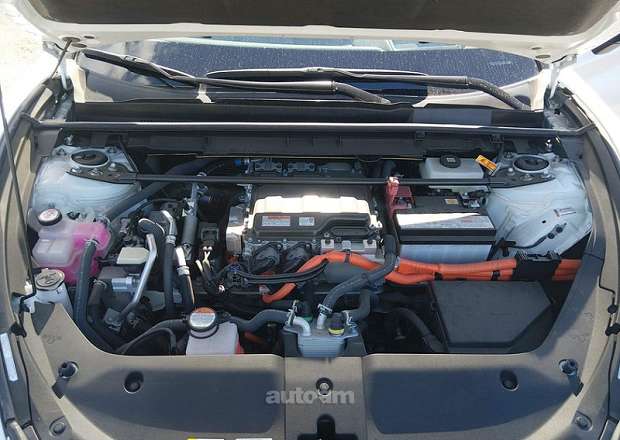 Lexus RZ 300
