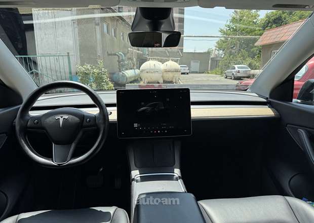 Tesla Model Y 2022 — լուսանկար 5