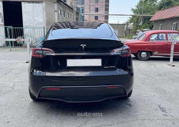 Tesla Model Y 2022 — լուսանկար 7