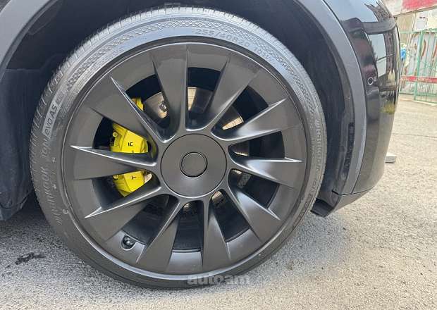 Tesla Model Y 2022 — լուսանկար 9