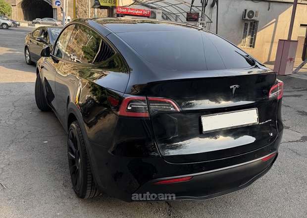 Tesla Model Y 2022 — լուսանկար 8