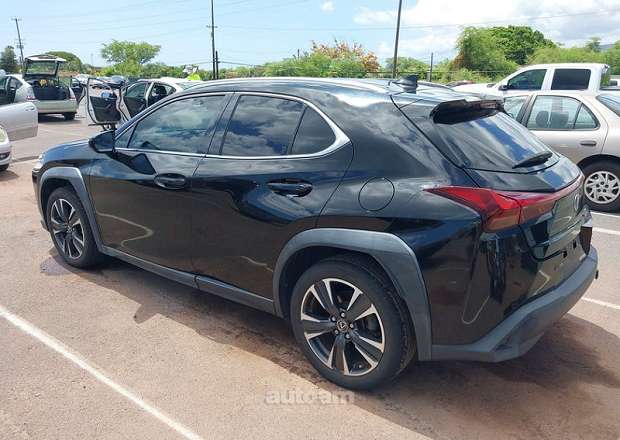 Lexus UX 200