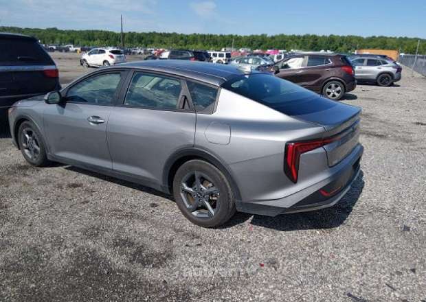 Kia K4