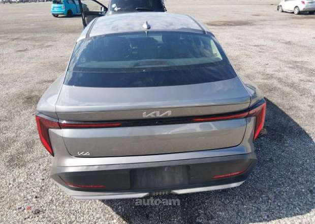 Kia K4