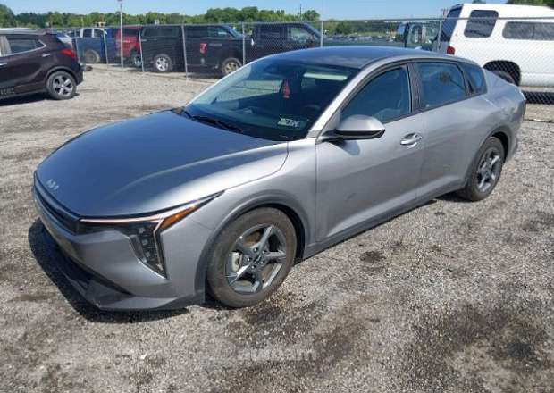 Kia K4