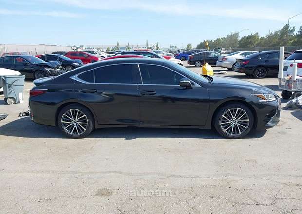 Lexus ES 300