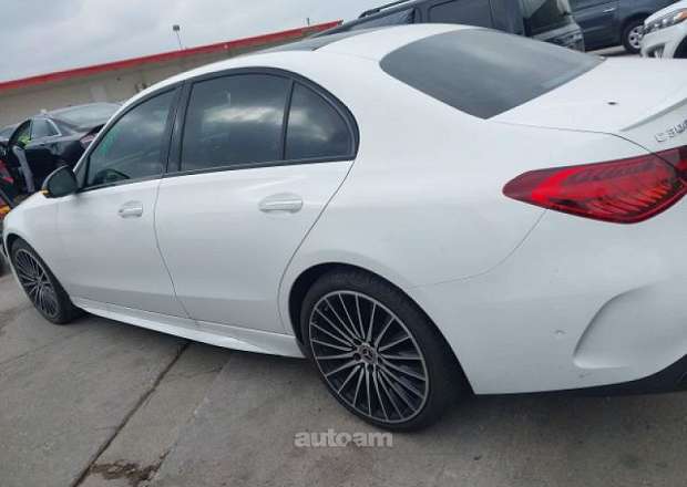 Mercedes-Benz C 300