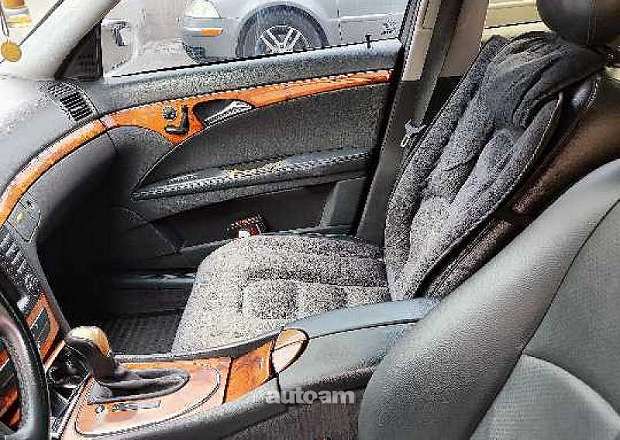 Mercedes-Benz E 320