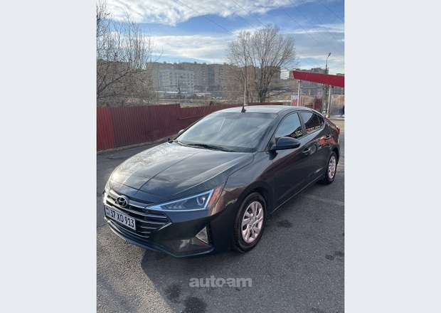 Hyundai Elantra 2019 — լուսանկար 3