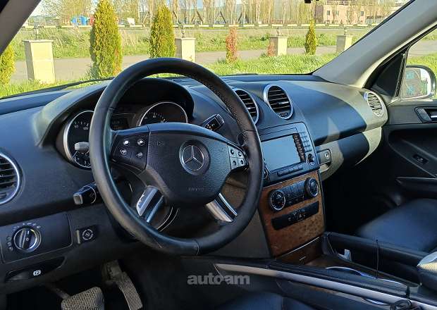 Mercedes-Benz ML 350 2006 — լուսանկար 3