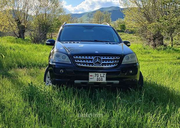 Mercedes-Benz ML 350 2006 — լուսանկար 9