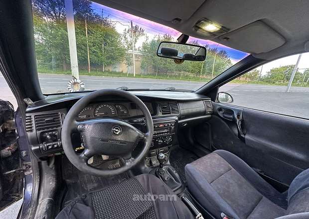 Opel Vectra B 1998 — լուսանկար 2