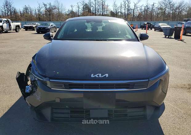 Kia K4