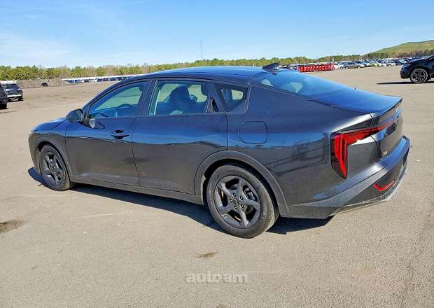 Kia K4