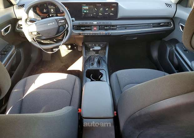 Kia K4