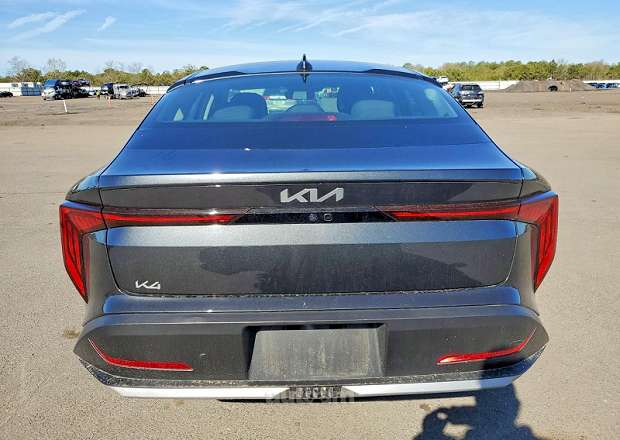 Kia K4