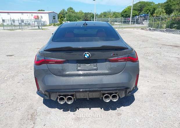 BMW M4