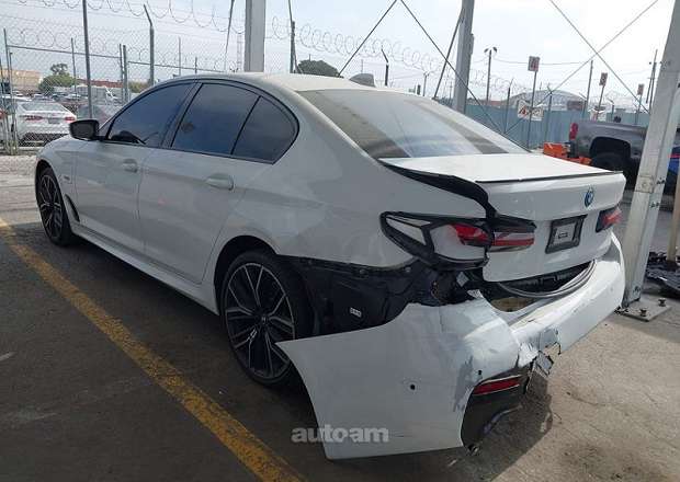 BMW 530