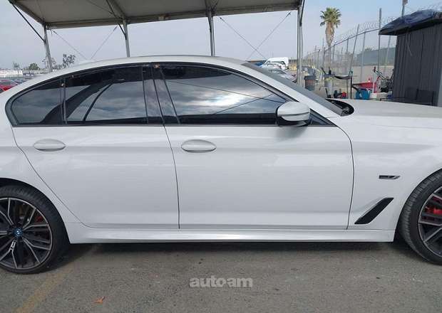BMW 530