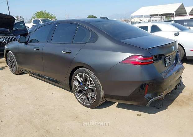 BMW 530