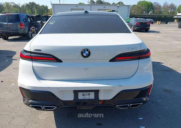 BMW 760