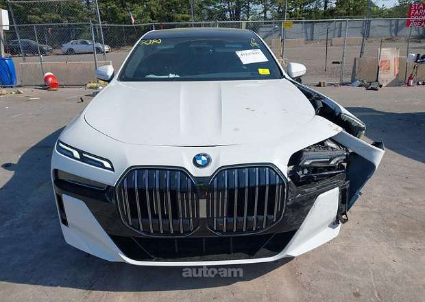 BMW 760