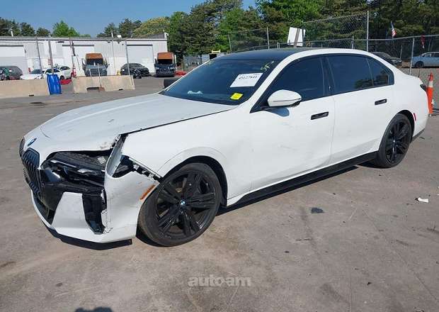 BMW 760