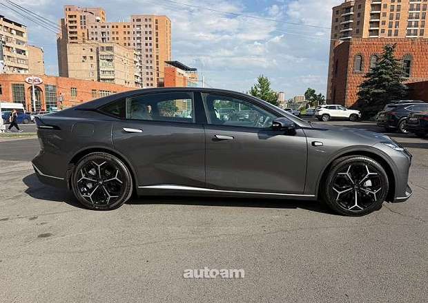 Changan Deepal SL03