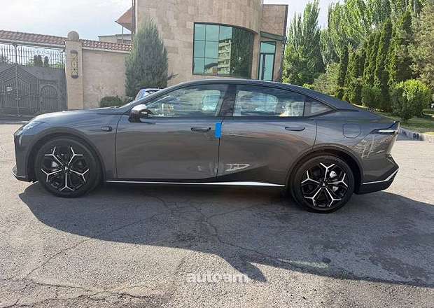 Changan Deepal SL03