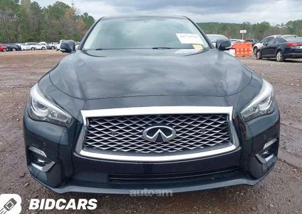 Infiniti Q50