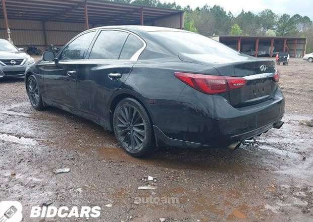 Infiniti Q50