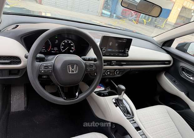 Honda HR-V 2022 — photo 2