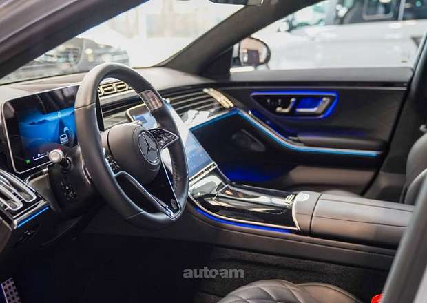 Mercedes-Benz S 500