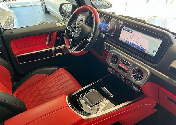 Mercedes-Benz G 500