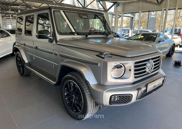Mercedes-Benz G 500