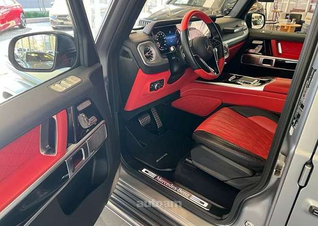 Mercedes-Benz G 500