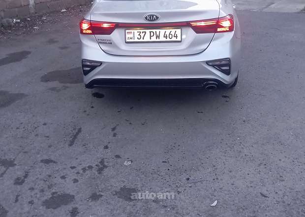 Kia Forte 2020 — լուսանկար 10